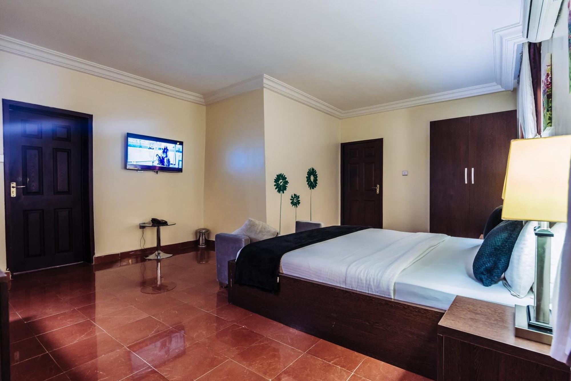 Tranquil Mews Hotel Jabi Exterior foto