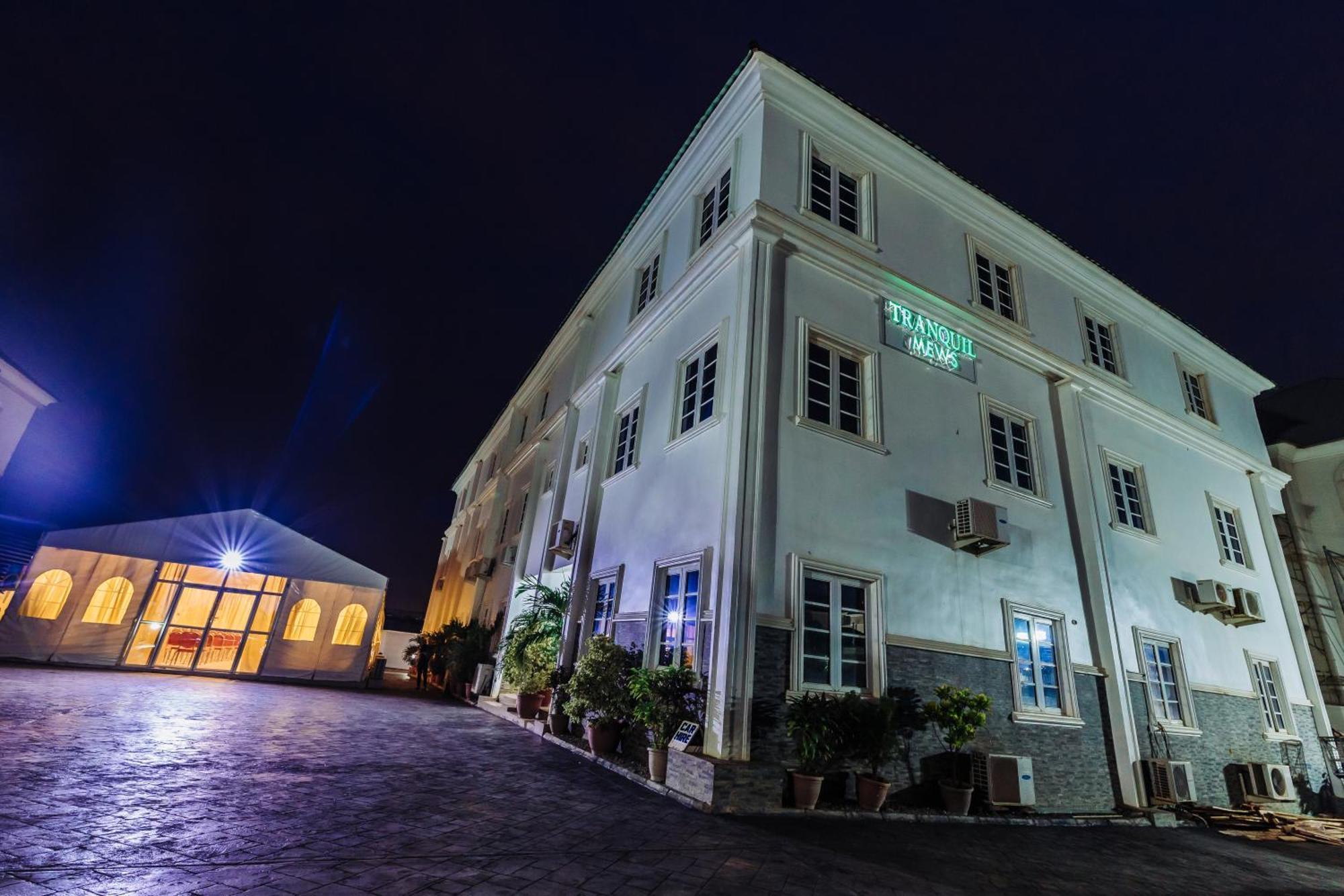 Tranquil Mews Hotel Jabi Exterior foto